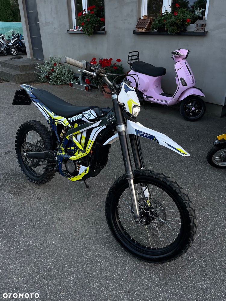 Surron Ultra-Bee - 1