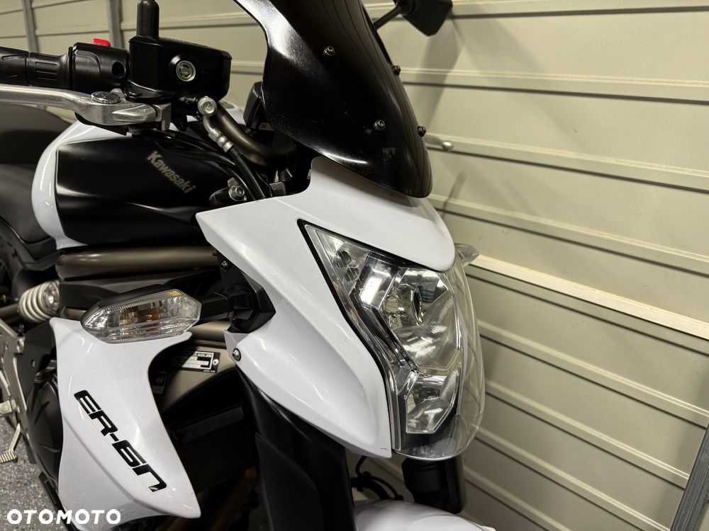 Kawasaki ER - 9