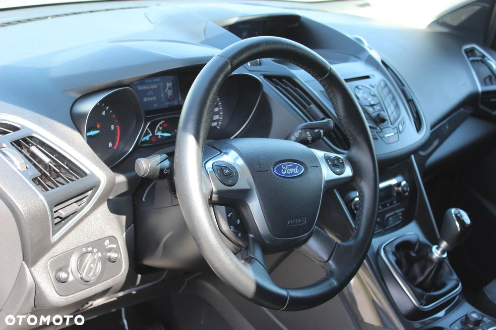 Ford Kuga 2.0 TDCi 2x4 Champions Edition - 14