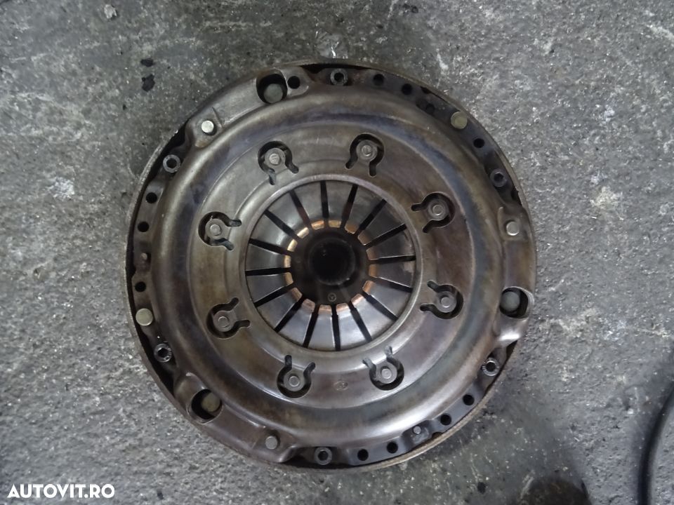 Vand Volanta Placa Disc (Kit Ambreiaj) Mercedes Spinter 2.2 Diesel manuala cu 5 viteze din 2003 - 1