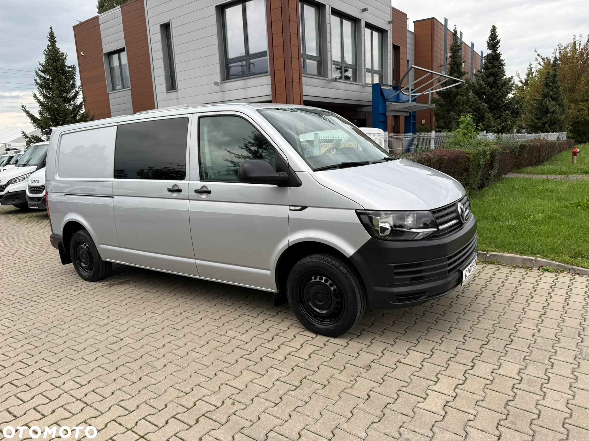 Volkswagen TRANSPORTER 2,0 TDI 102KM L2 DŁUGI NAWIGACJA / KLIMATYZACJA - 4