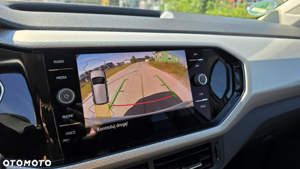 Volkswagen T-Cross - 19