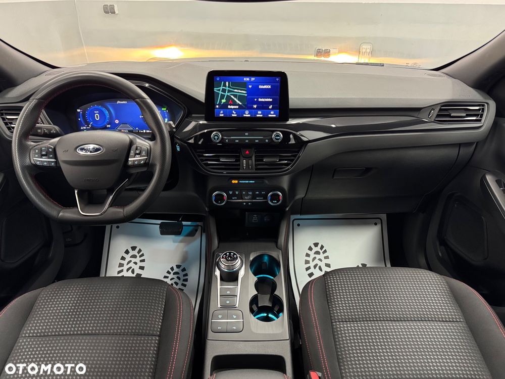Ford Kuga 2.5 Duratec PHEV ST-LINE - 9