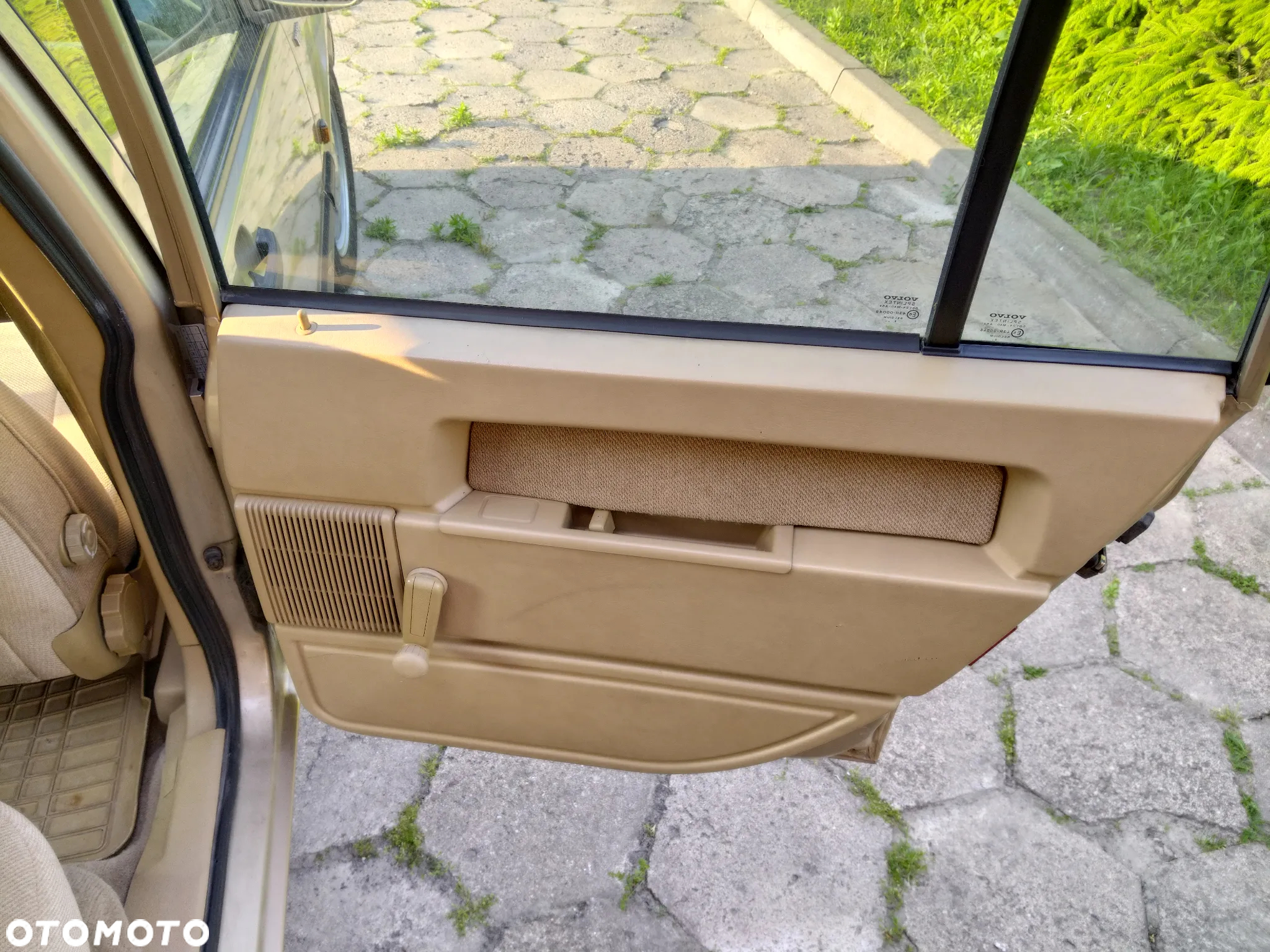 Volvo Seria 700 - 18