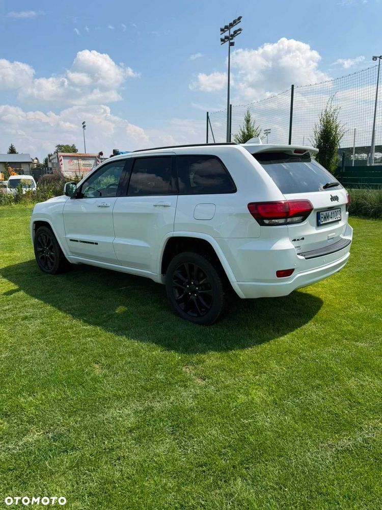 Jeep Grand Cherokee - 4