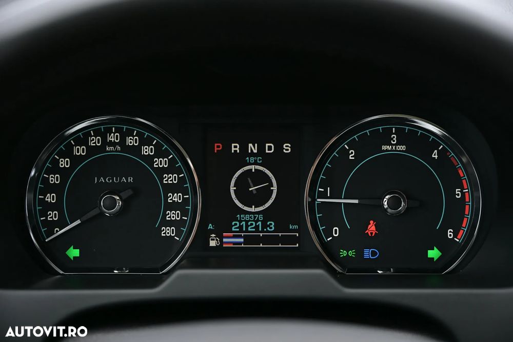 Jaguar XF 2.2 Diesel - 5