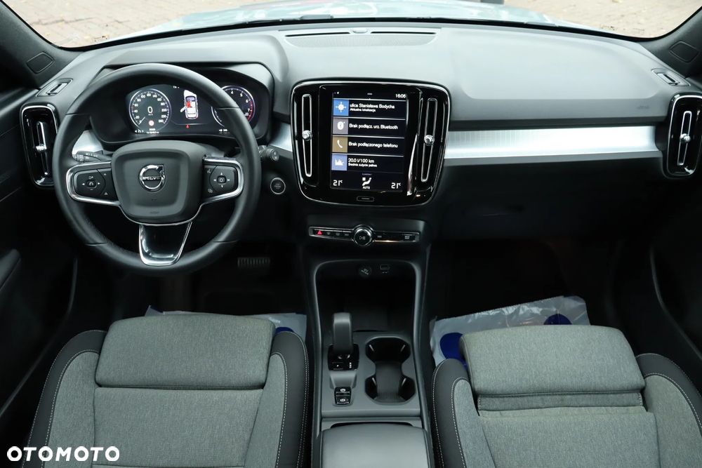 Volvo XC 40 T2 Core - 22