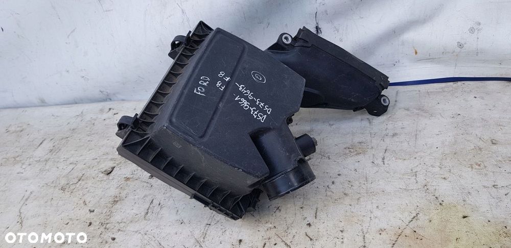 obudowa filtr powietrza Ford Mondeo mk5 - 1