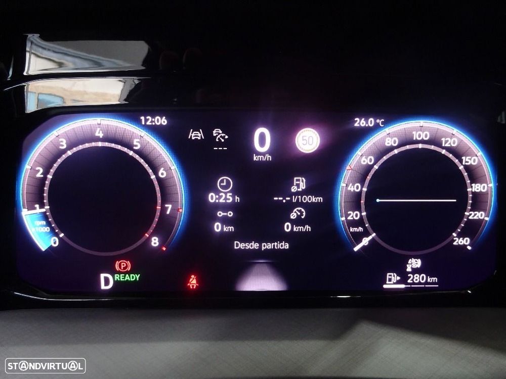 VW Golf 1.5 eTSI Urban DSG - 16