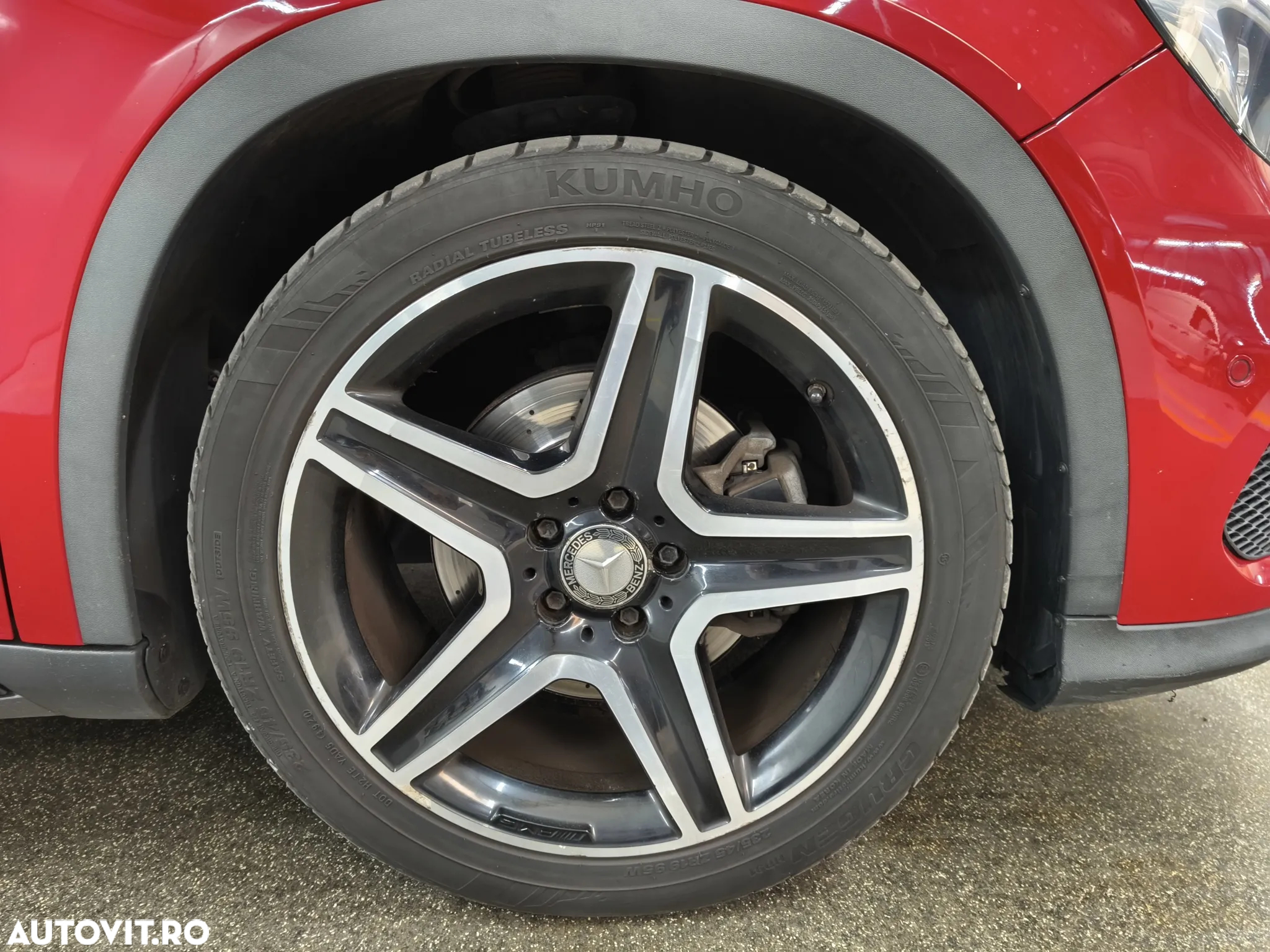 Mercedes-Benz GLA 220 d 4Matic 7G-DCT AMG Line - 8