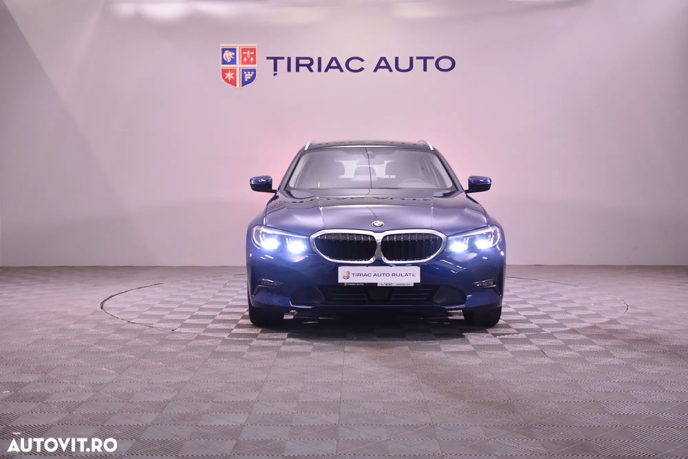 BMW Seria 3 320i Touring Aut. - 8