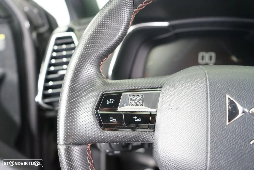 DS DS7 Crossback PureTech 130 Business Line - 26