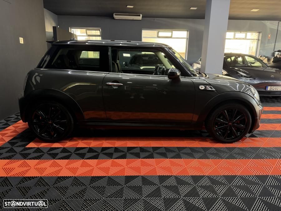 MINI 3 Portas Cooper SD - 22
