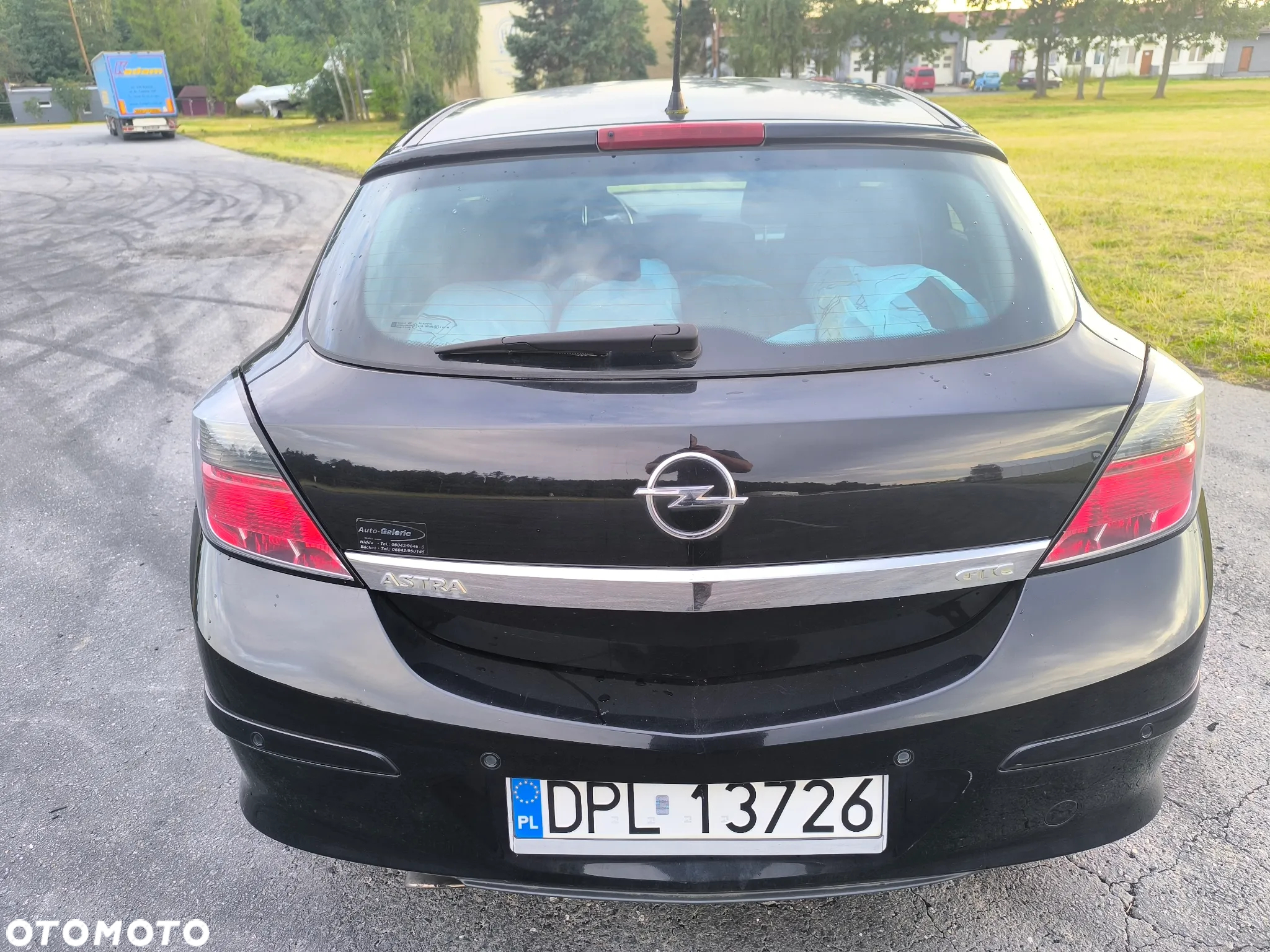 Opel Astra GTC 1.6 - 16