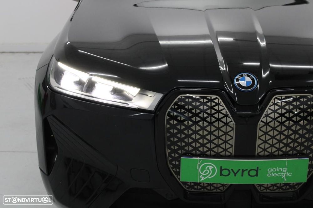 BMW iX xDrive 40 Pack Desportivo - 4