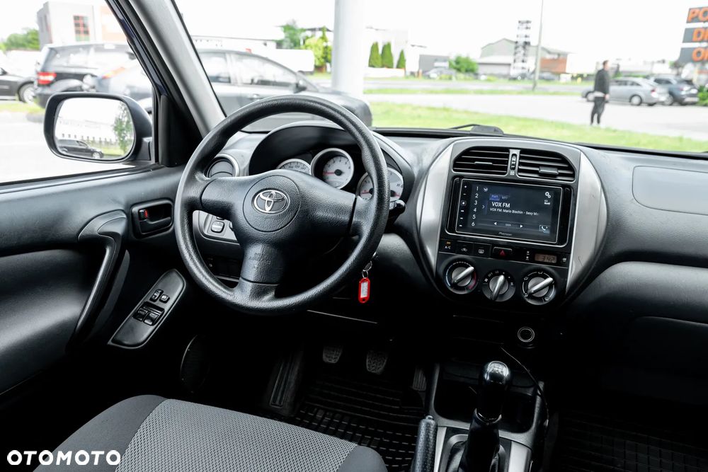 Toyota RAV4 4x4 - 26