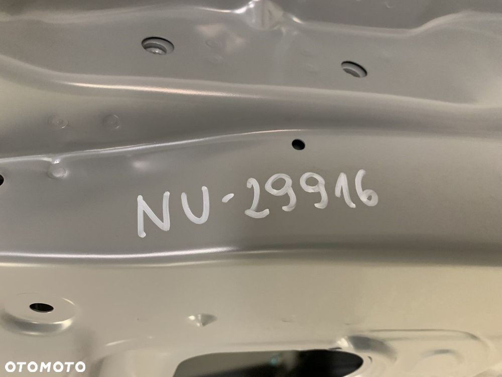 NOWE ORYGINALNE  DRZWI NA LISTWE PRAWE TYLNE PRAWA TYŁ  HYUNDAI I20 II 2 12-19 77003-C8010 - 9