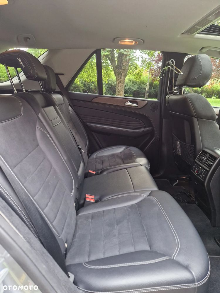 Mercedes-Benz ML - 13
