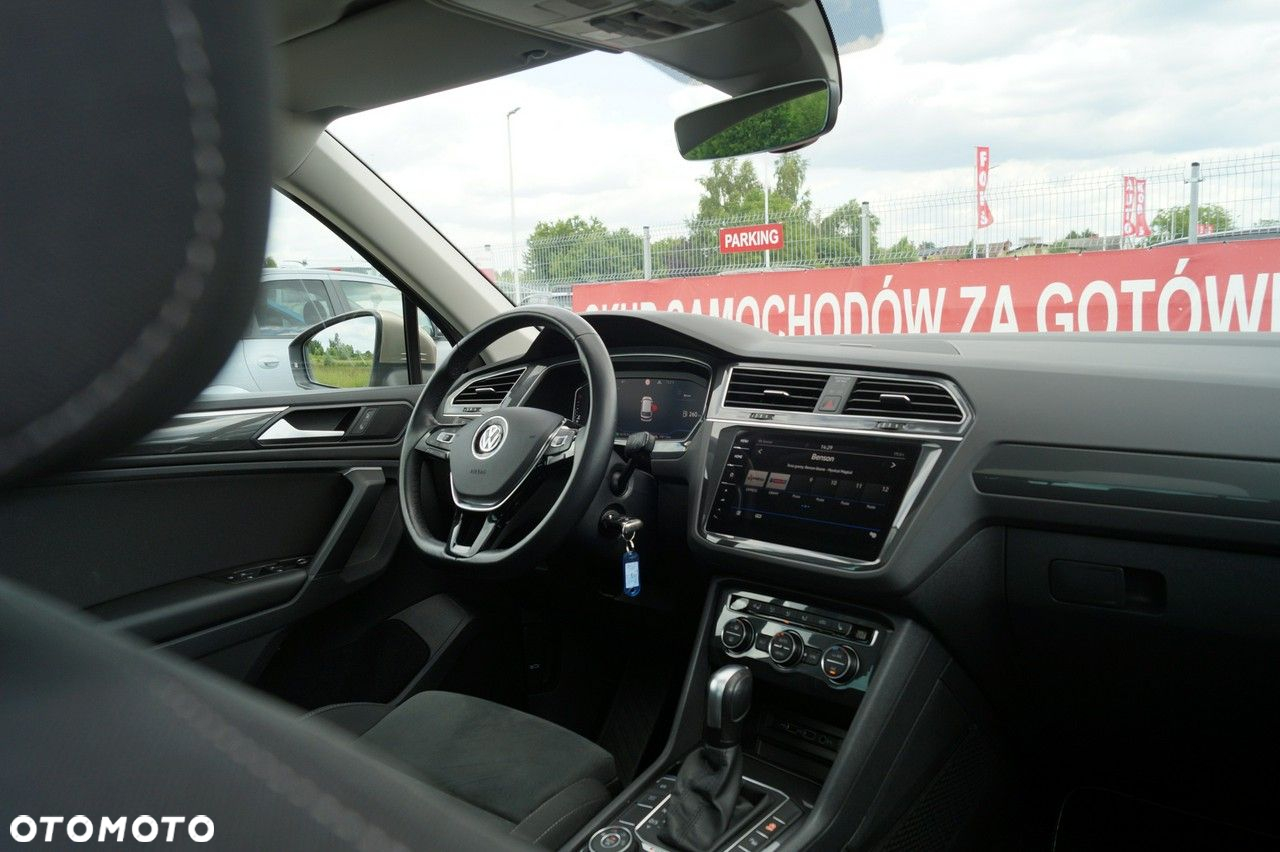 Volkswagen Tiguan - 22