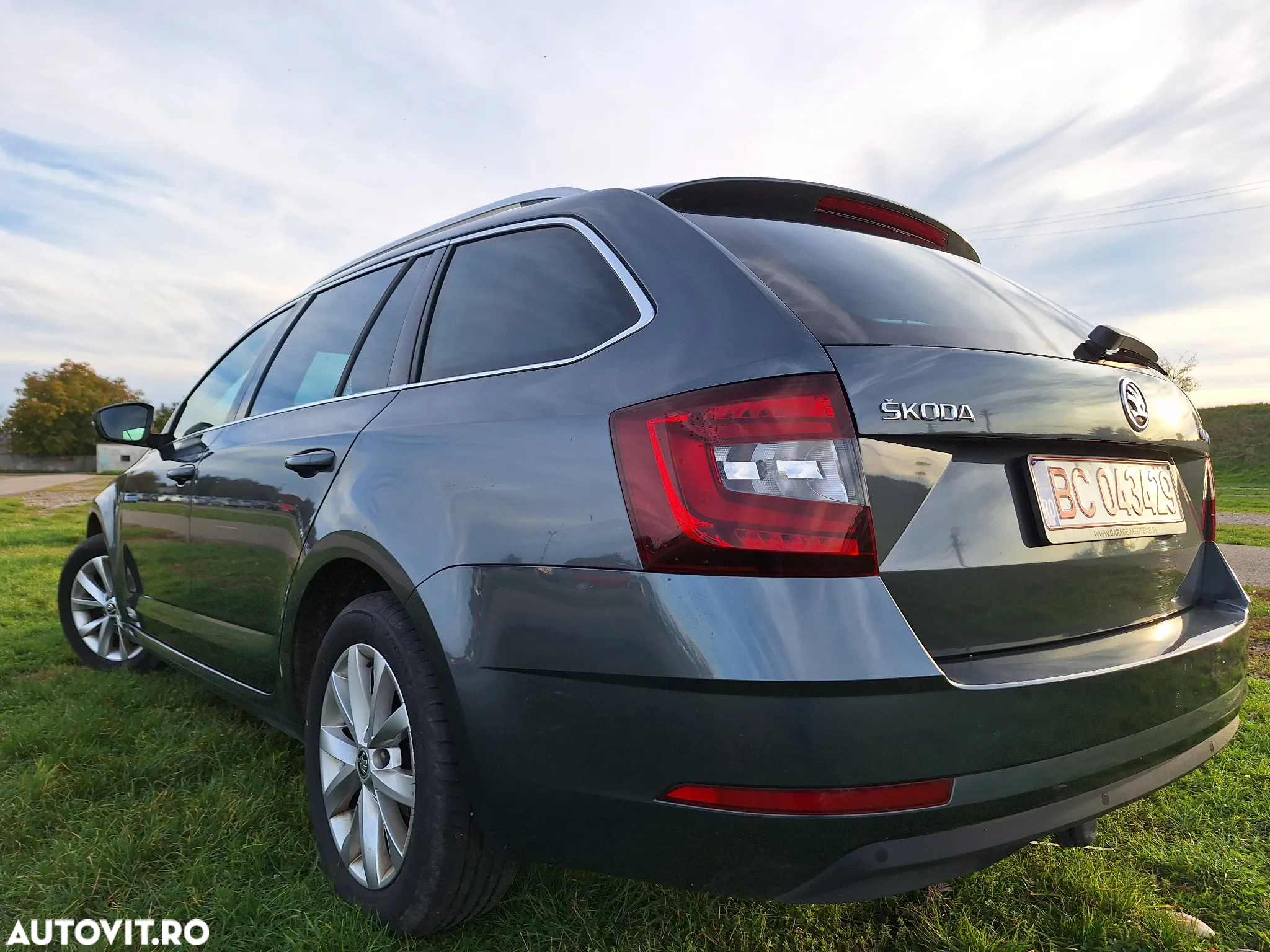 Skoda Octavia 2.0 TDI Green tec Elegance - 9