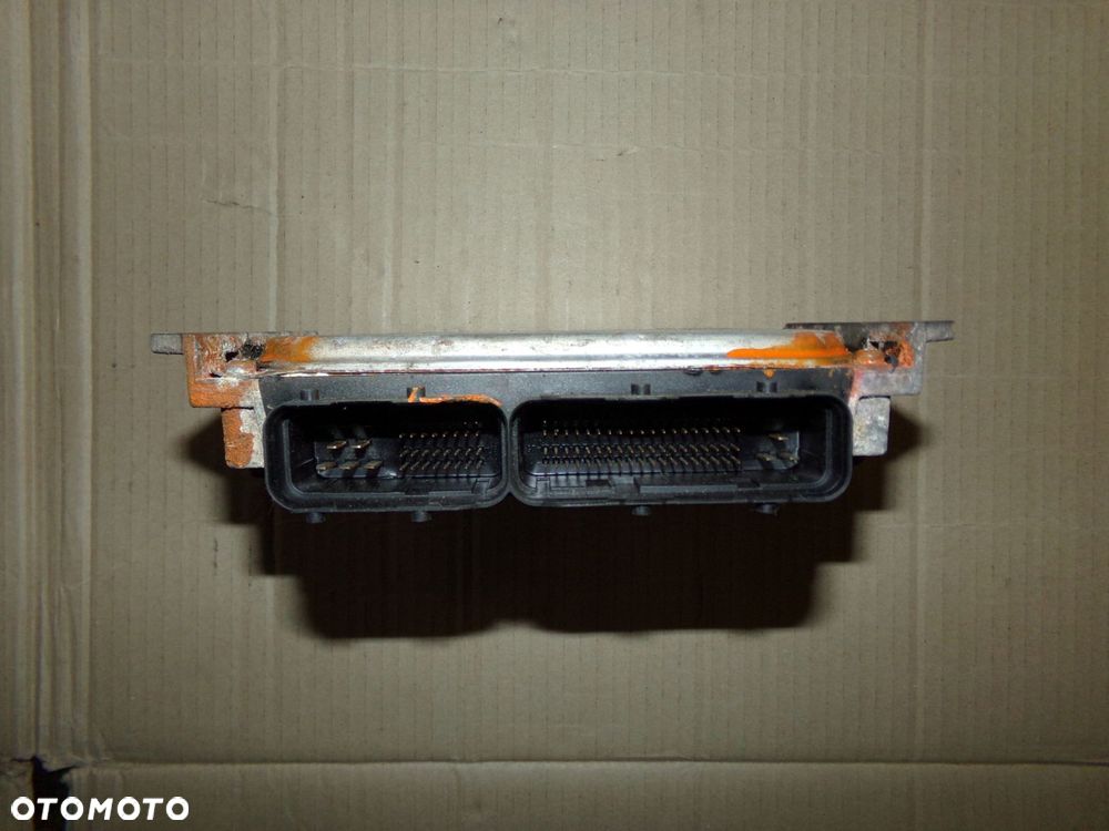komputer 8200269493 espace iv 3.0 dci - 3