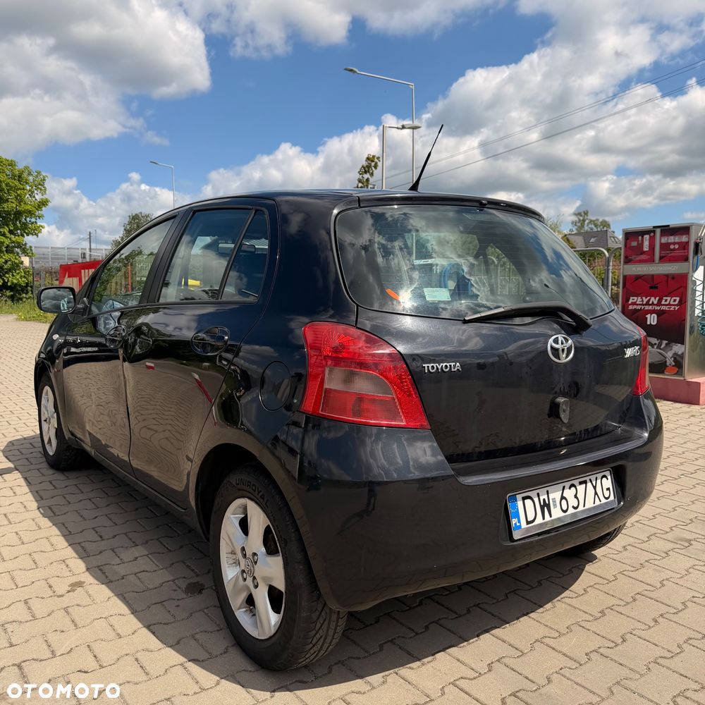 Toyota Yaris 1.4 D-4D Sol - 13