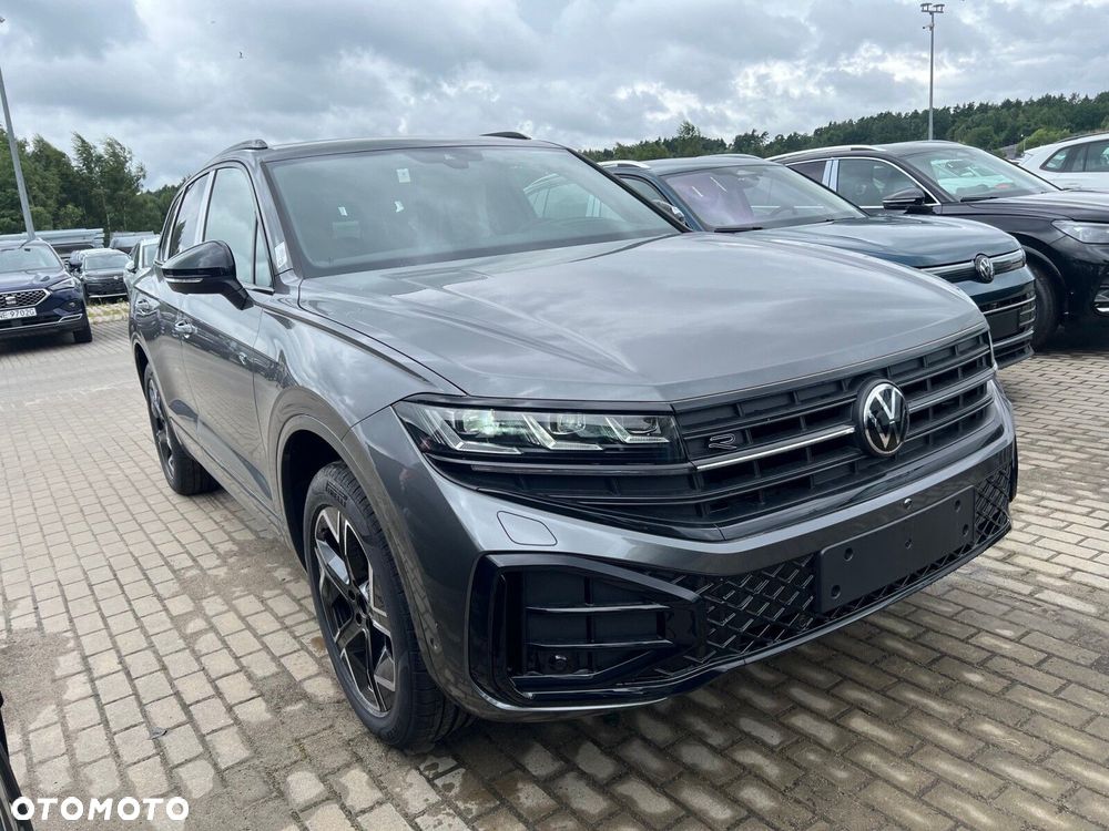 Volkswagen Touareg 3.0 V6 TDI 4Motion R-Line Final Edition - 4