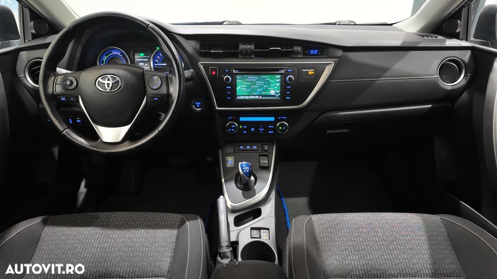 Toyota Auris - 15