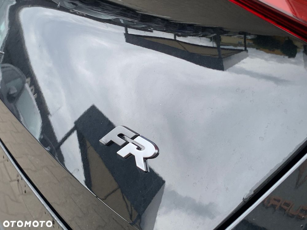 Seat Leon 1.5 eTSI FR DSG - 24