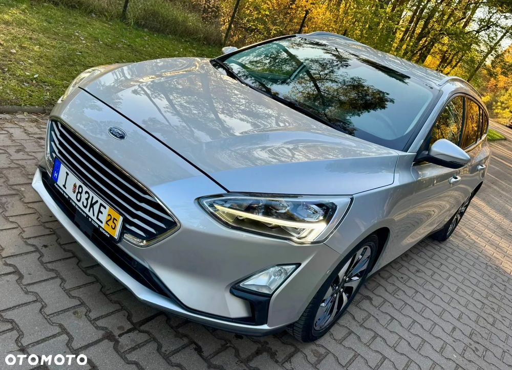 Ford Focus Turnier 1.5 EcoBlue Start-Stopp-System TITANIUM - 6