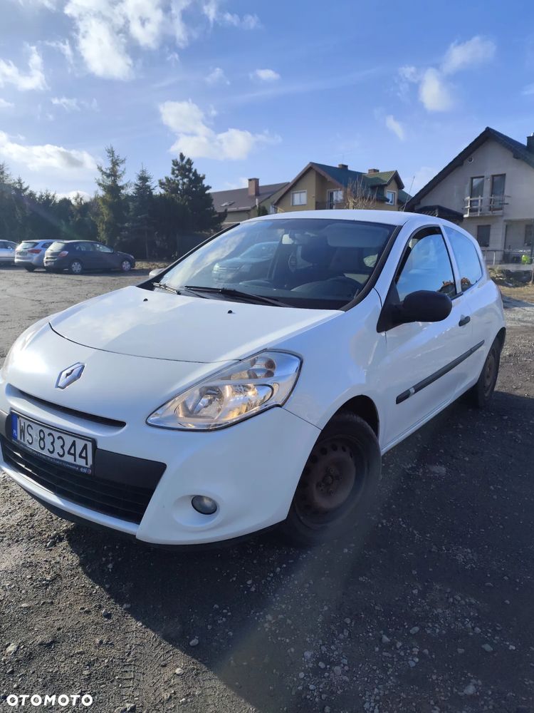Renault Clio - 1
