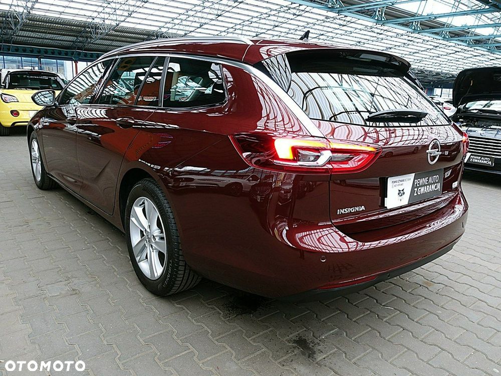 Opel Insignia - 10