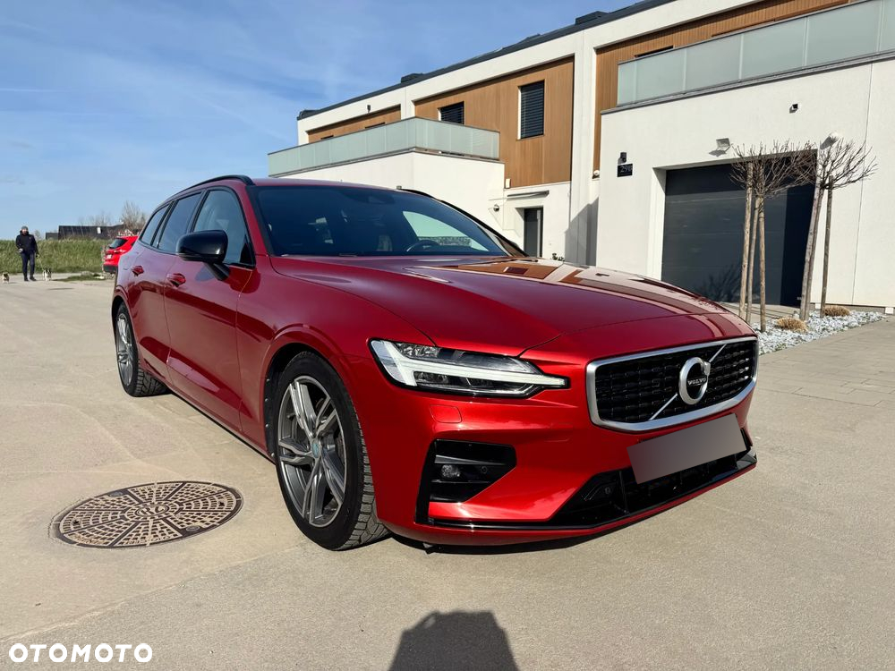 Volvo V60 T5 R-Design - 2