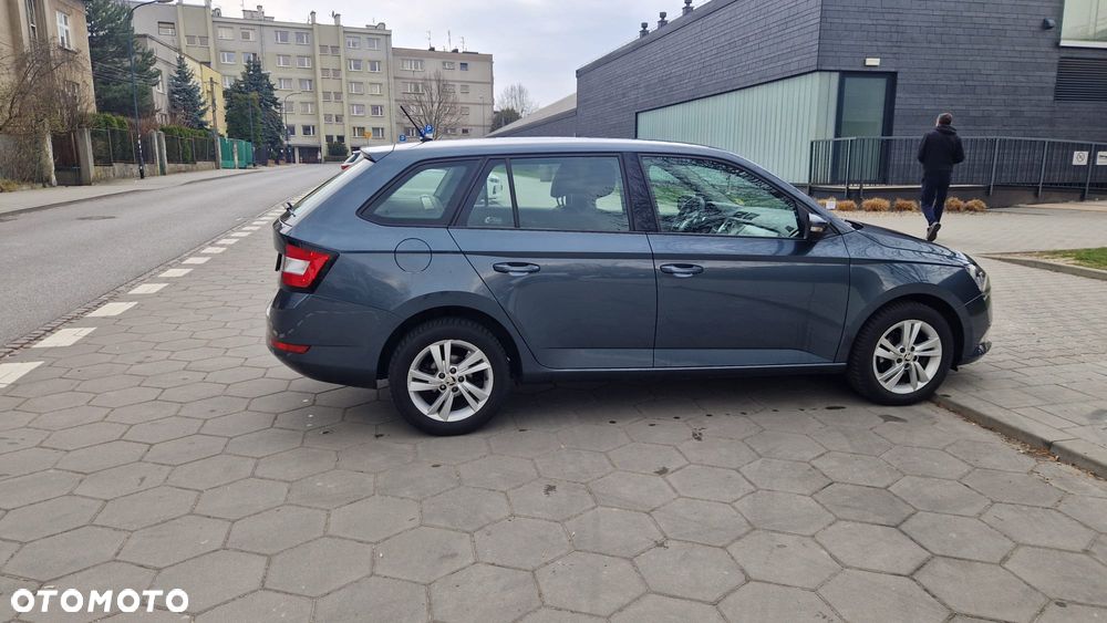 Skoda Fabia 1.0 TSI Ambition - 11