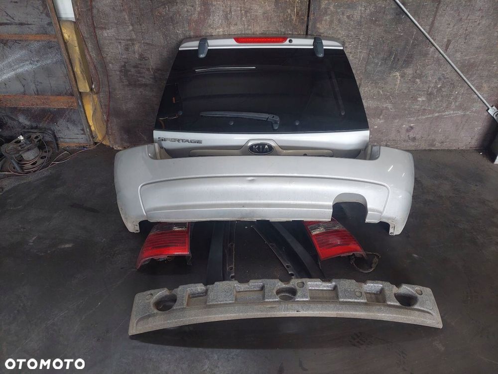 KOMPLETNY TYŁ KLAPA BAGAŻNIKA ZDERZAK TYŁ LAMPY KIA SPORTAGE II S6 - 1