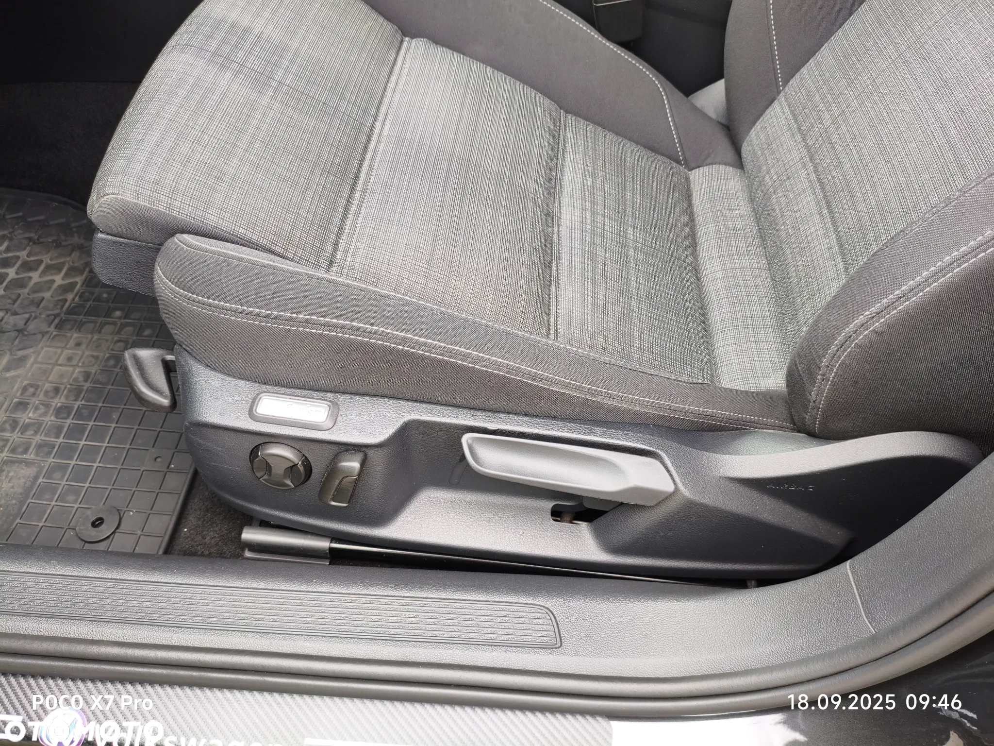Volkswagen Passat 1.5 TSI EVO Business - 28