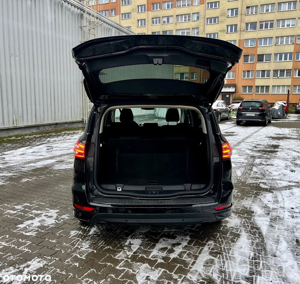 Ford S-Max 2.5 Hybrid Titanium CVT 7os - 8