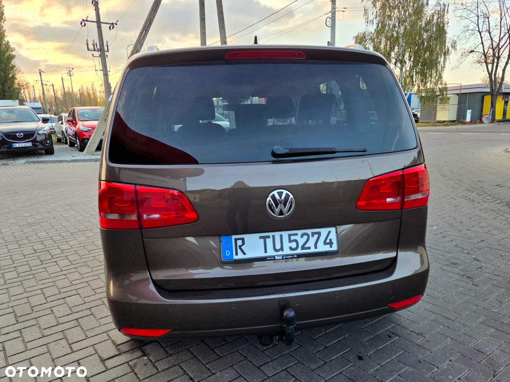 Volkswagen Touran 2.0 TDI DPF DSG Highline - 13