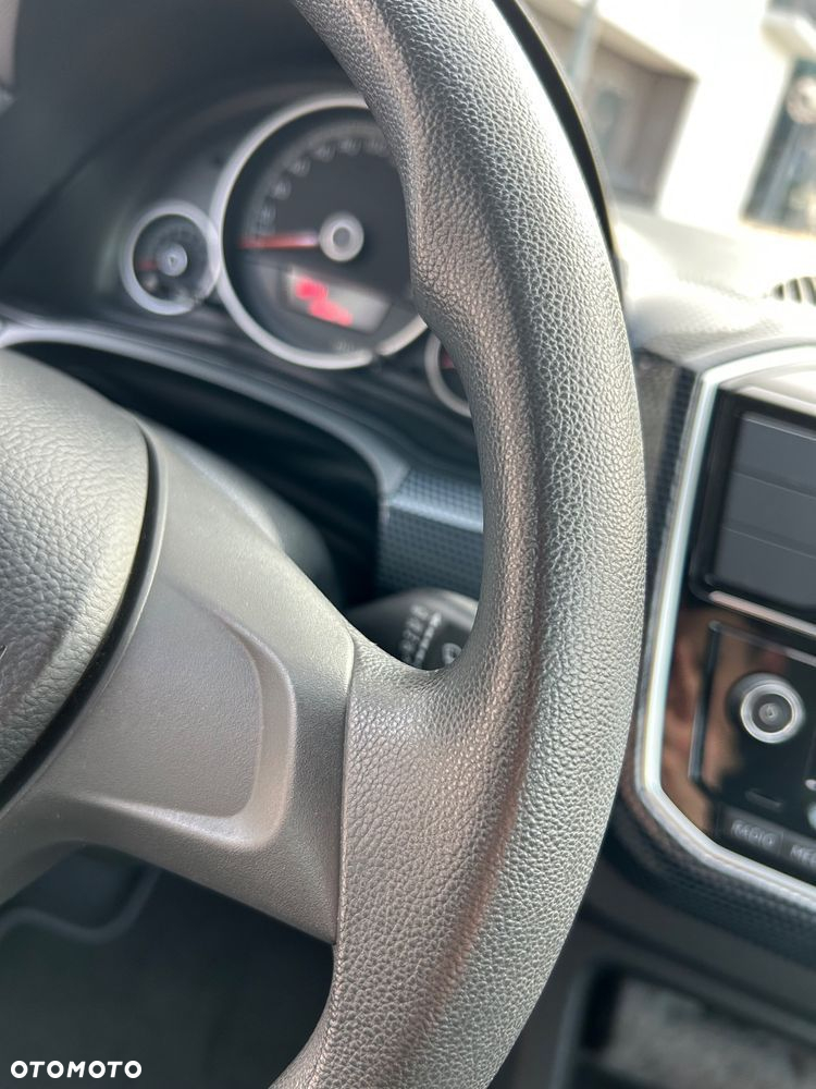 Volkswagen up! 1.0 move - 24