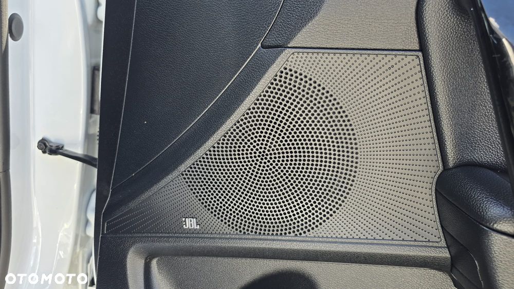 Kia ProCeed 1.5 T-GDI DCT7 OPF GT LINE - 11