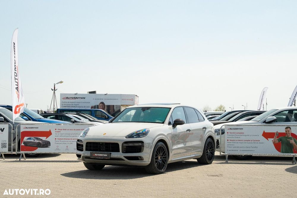 Porsche Cayenne Turbo - 3