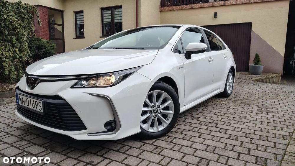 Toyota Corolla - 1