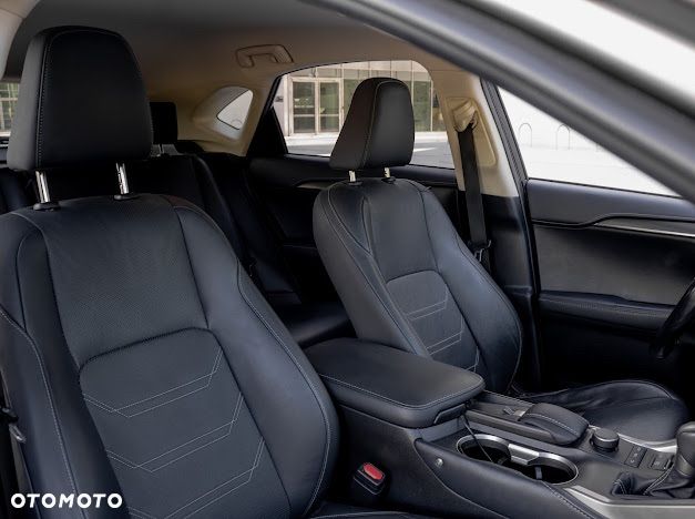 Lexus NX 300h Elegance AWD - 11