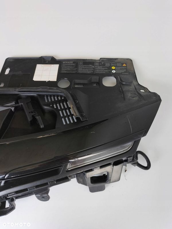GRILL ATRAPA CHŁODNICY KRATKA LED RENAULT CLIO IV 12R- 628101467R - 4