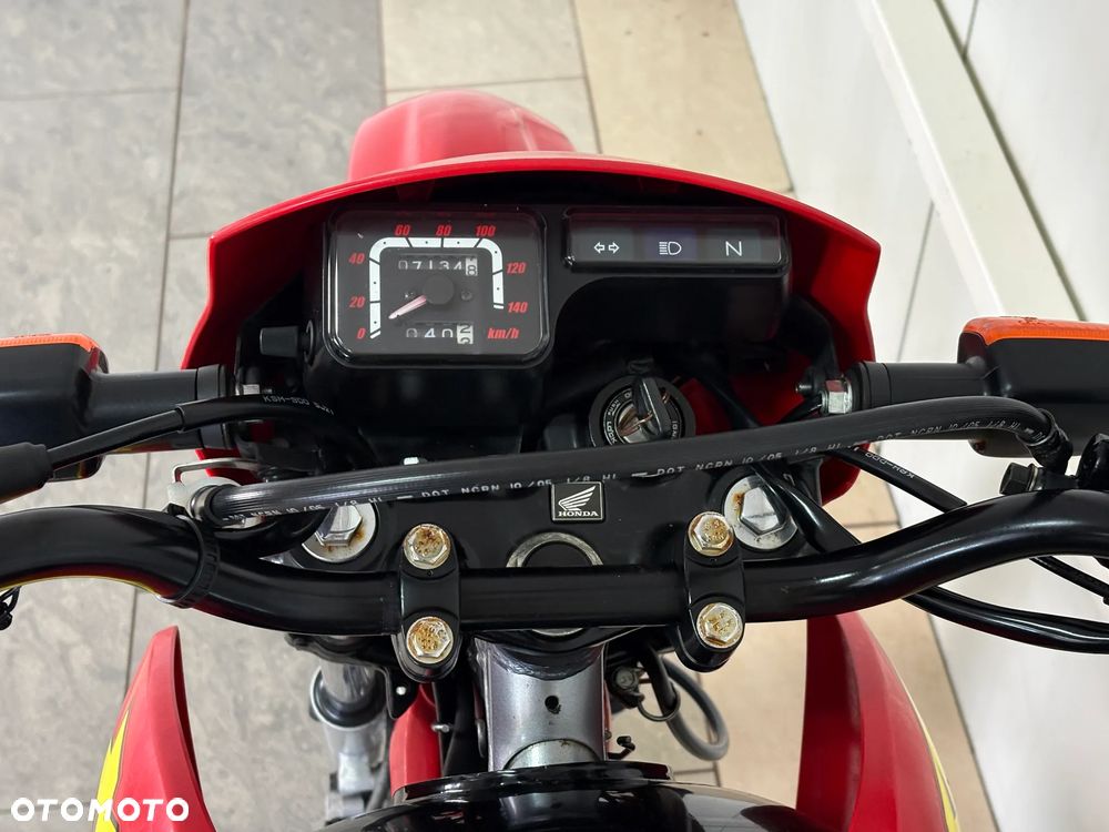 Honda XR - 8