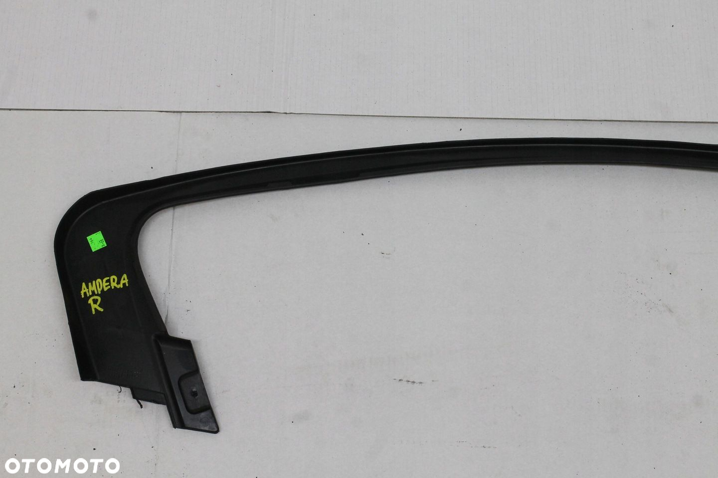 OPEL AMPERA VOLT 11R- RAMKA RAMA LISTWA SZYBY DRZWI PRAWY TYŁ 802579867 - 4