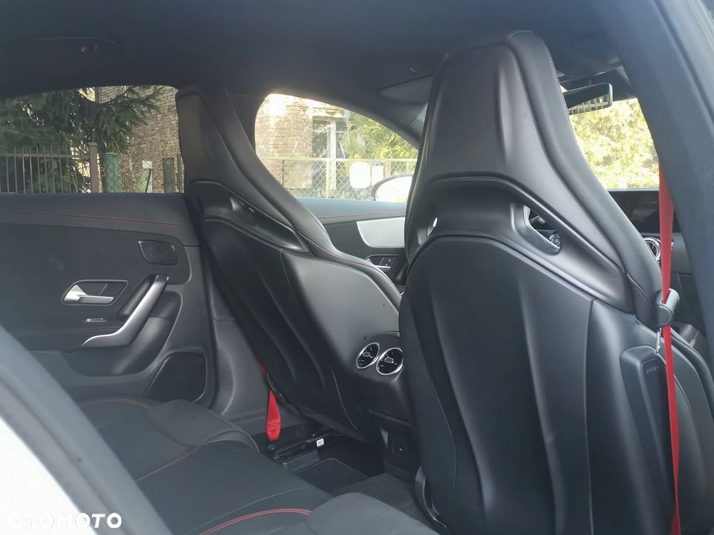 Mercedes-Benz CLA AMG 45 S 4Matic+ AMG Speedshift 8G-DCT AMG Line Premium - 18