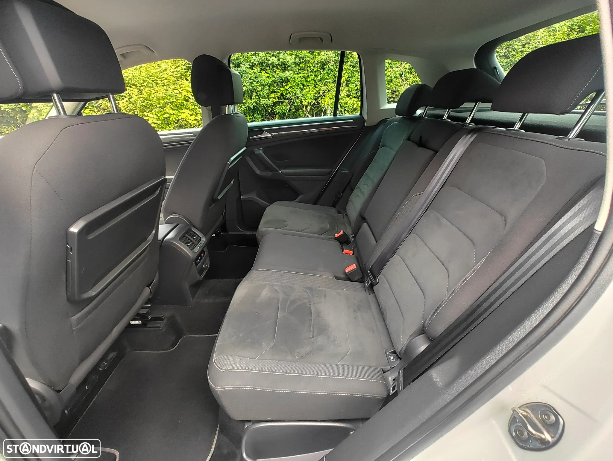 VW Tiguan 2.0 TDI R-Line DSG - 7