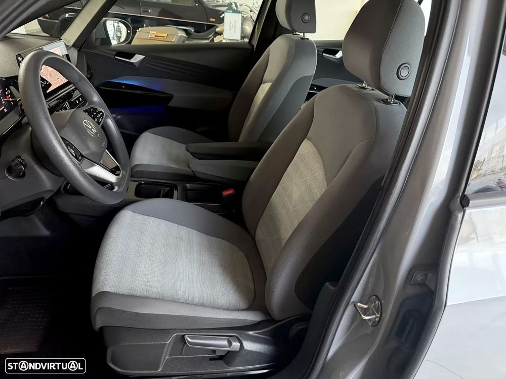 Volkswagen ID.3 Pro — fotografia 43