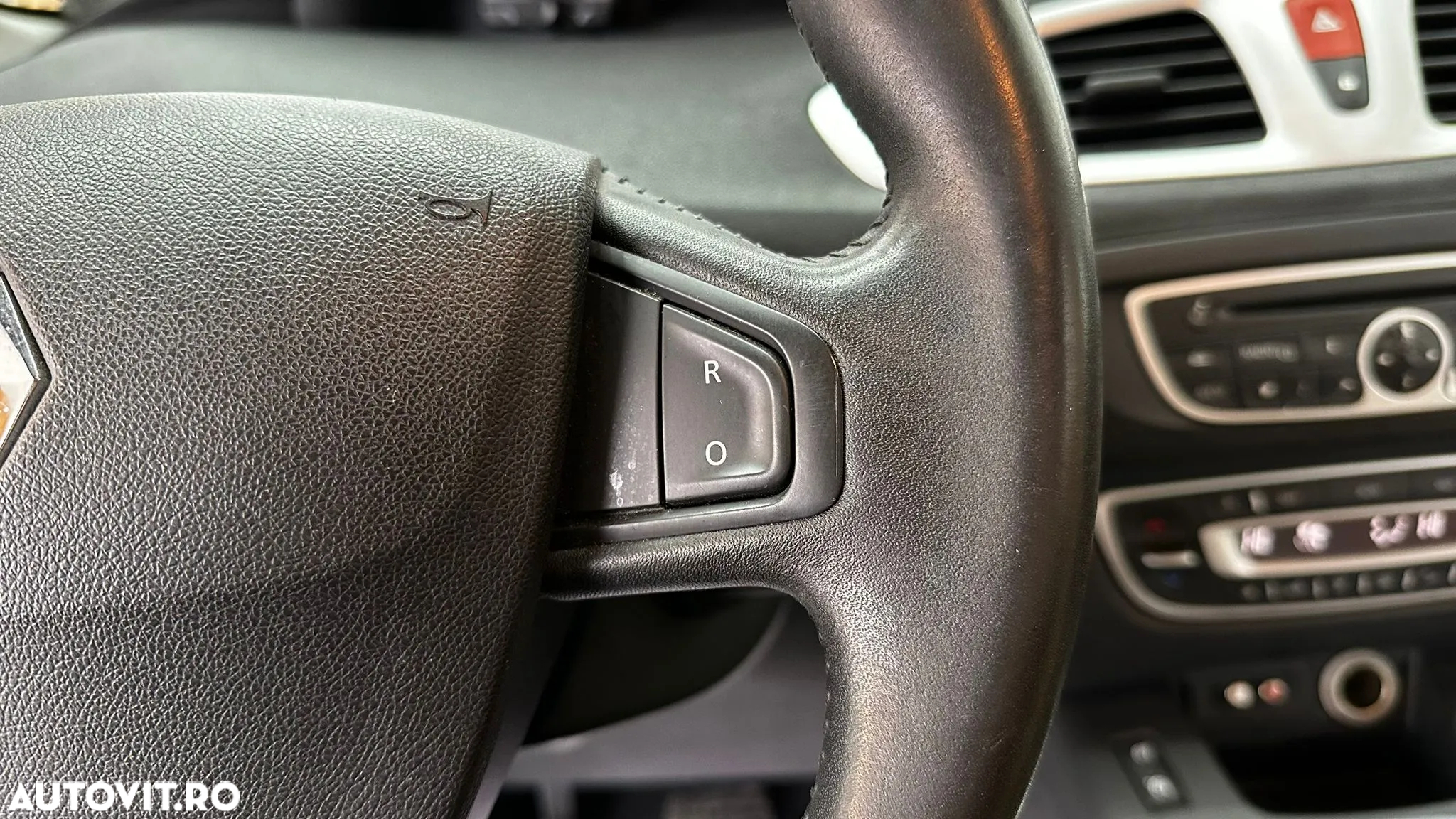 Renault Scenic 1.5 dCi Dynamique - 16
